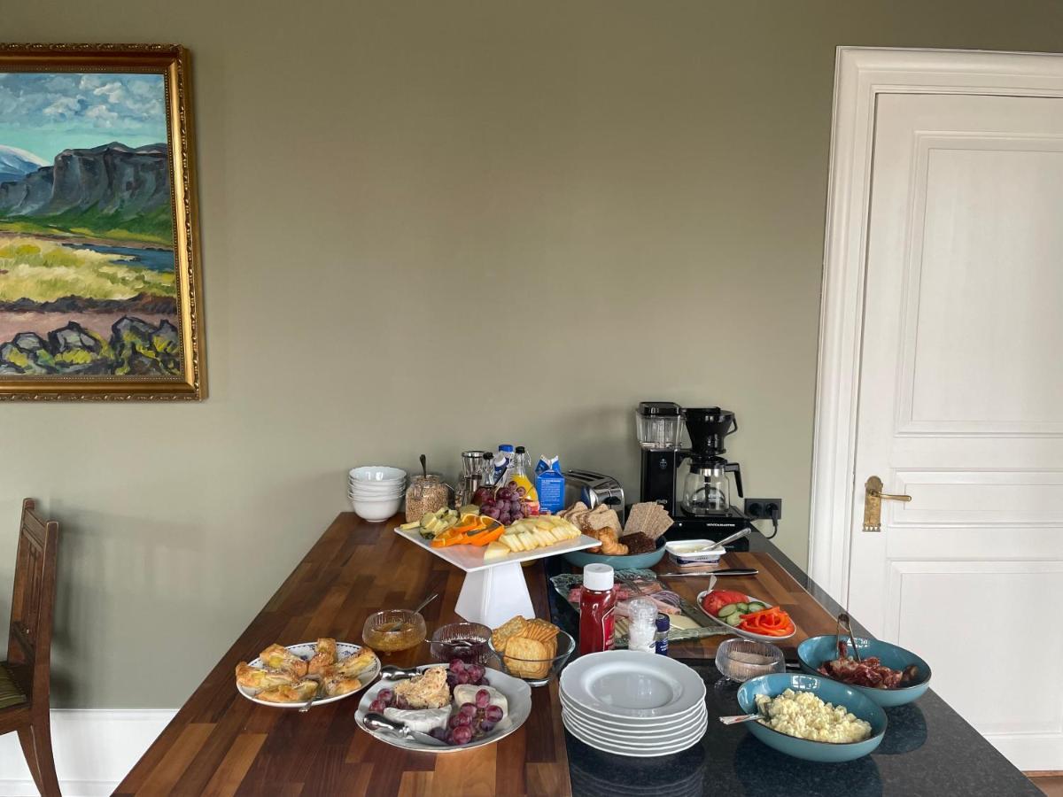 Randalin Aparthotel Akirkeby Bagian luar foto